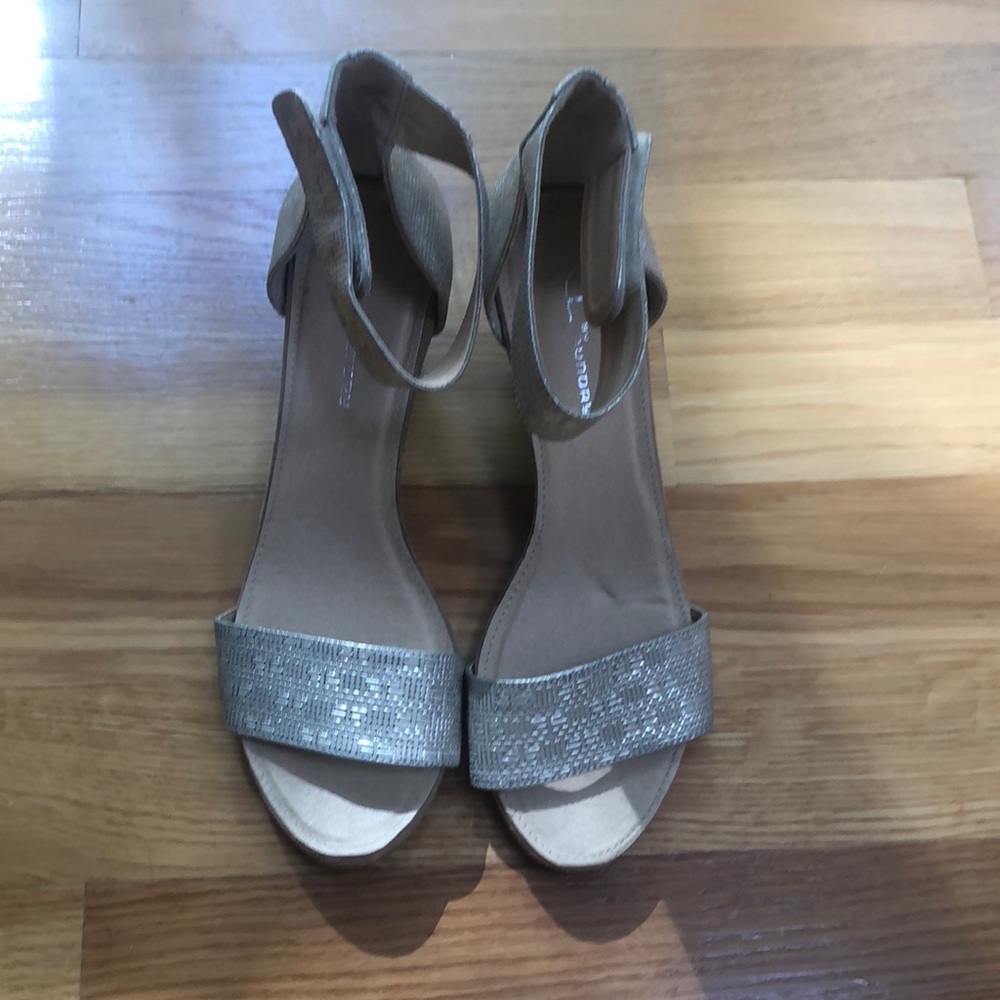 Gorgeous Wedges Size 10.